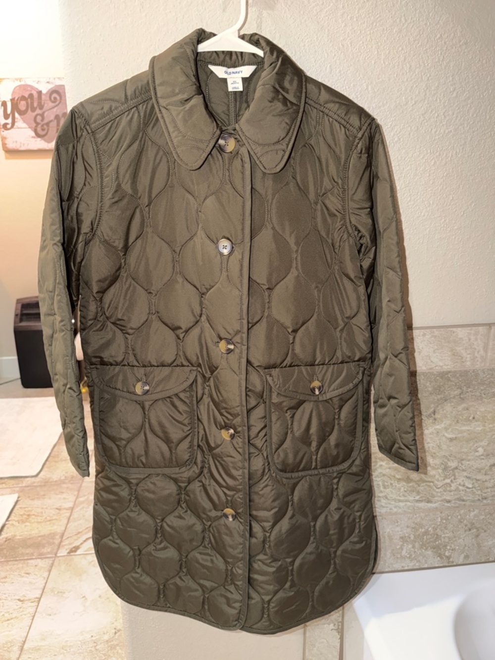 Old Navy Quilted Puffer Coat in Olive